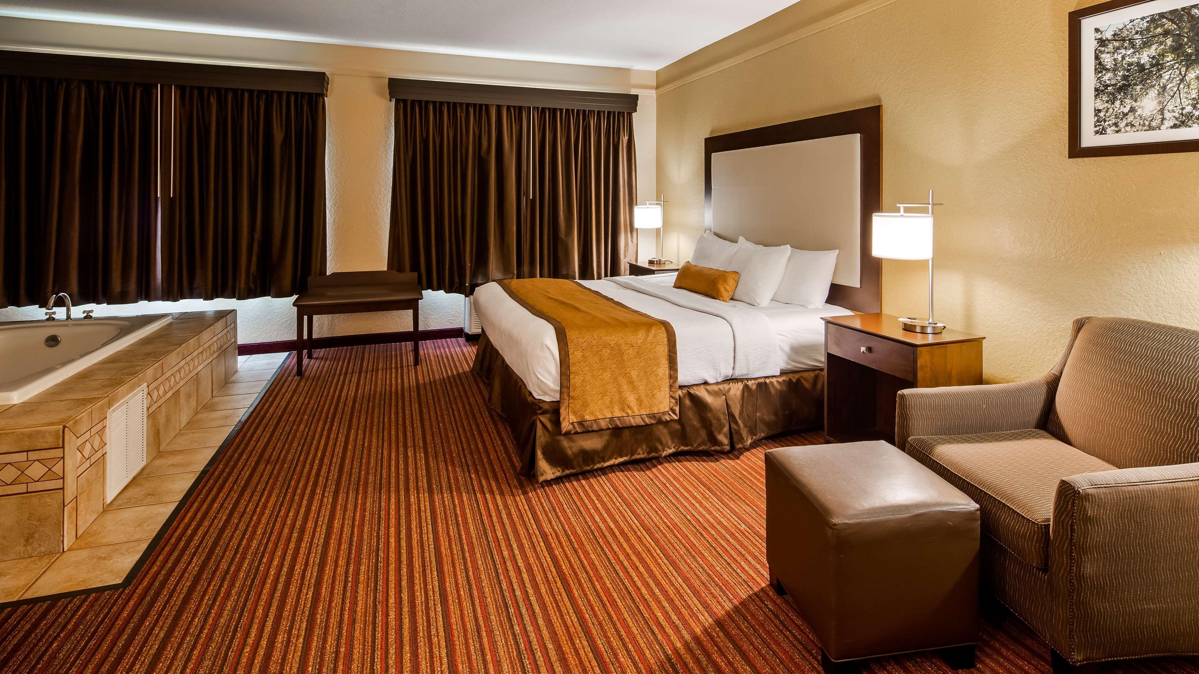 Best Western Plus Strawberry Inn & Suites Knoxville Extérieur photo