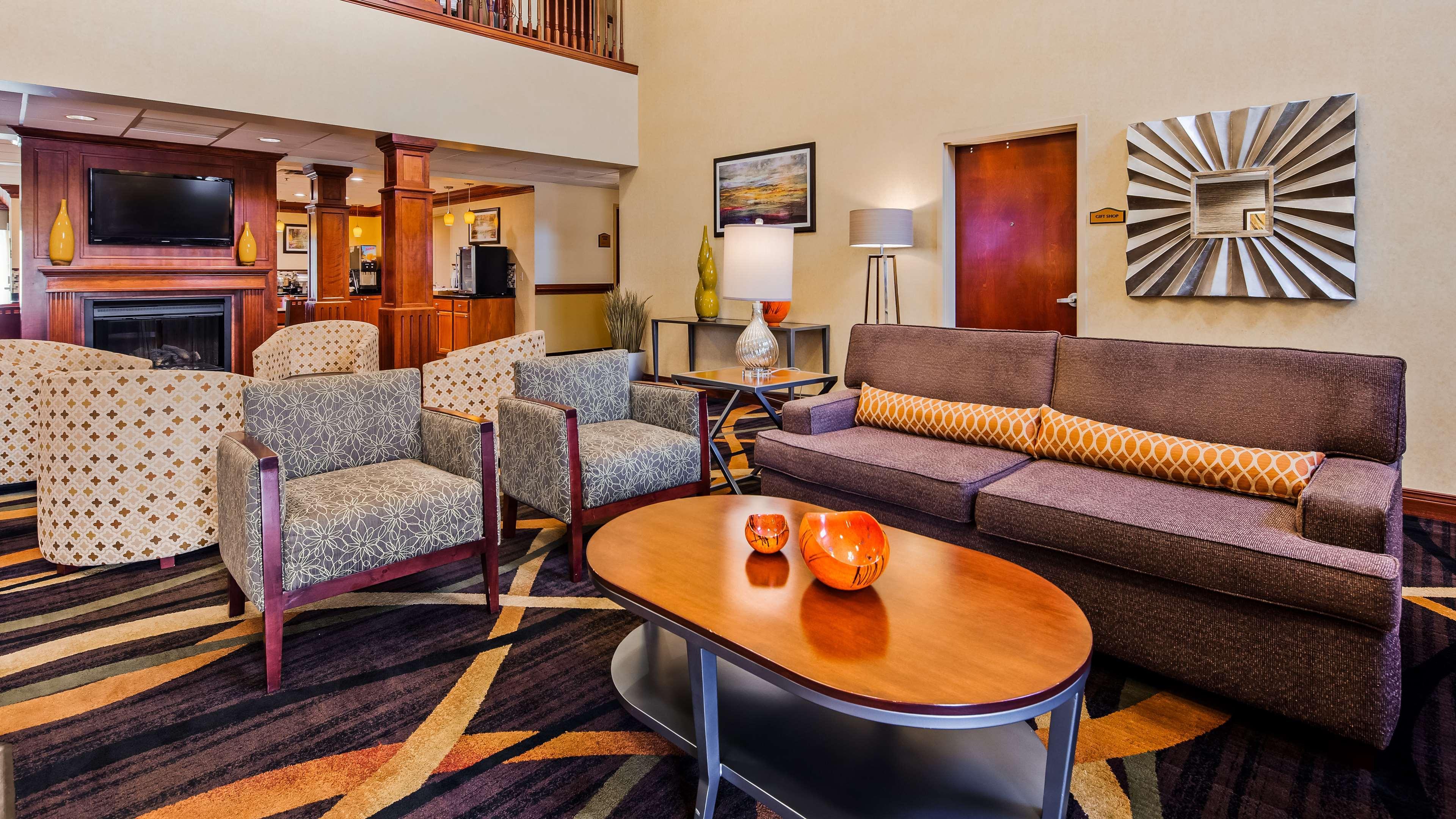 Best Western Plus Strawberry Inn & Suites Knoxville Extérieur photo