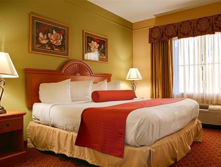 Best Western Plus Strawberry Inn & Suites Knoxville Extérieur photo