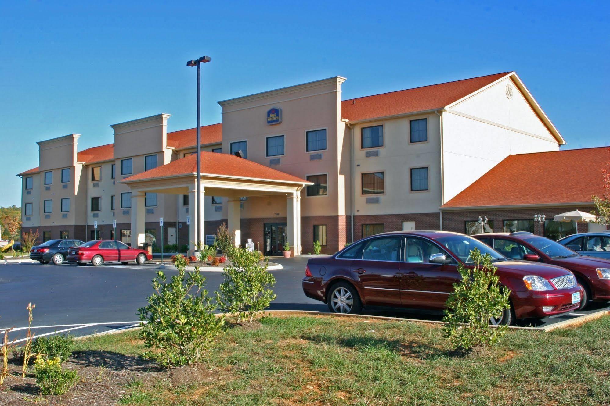 Best Western Plus Strawberry Inn & Suites Knoxville Extérieur photo
